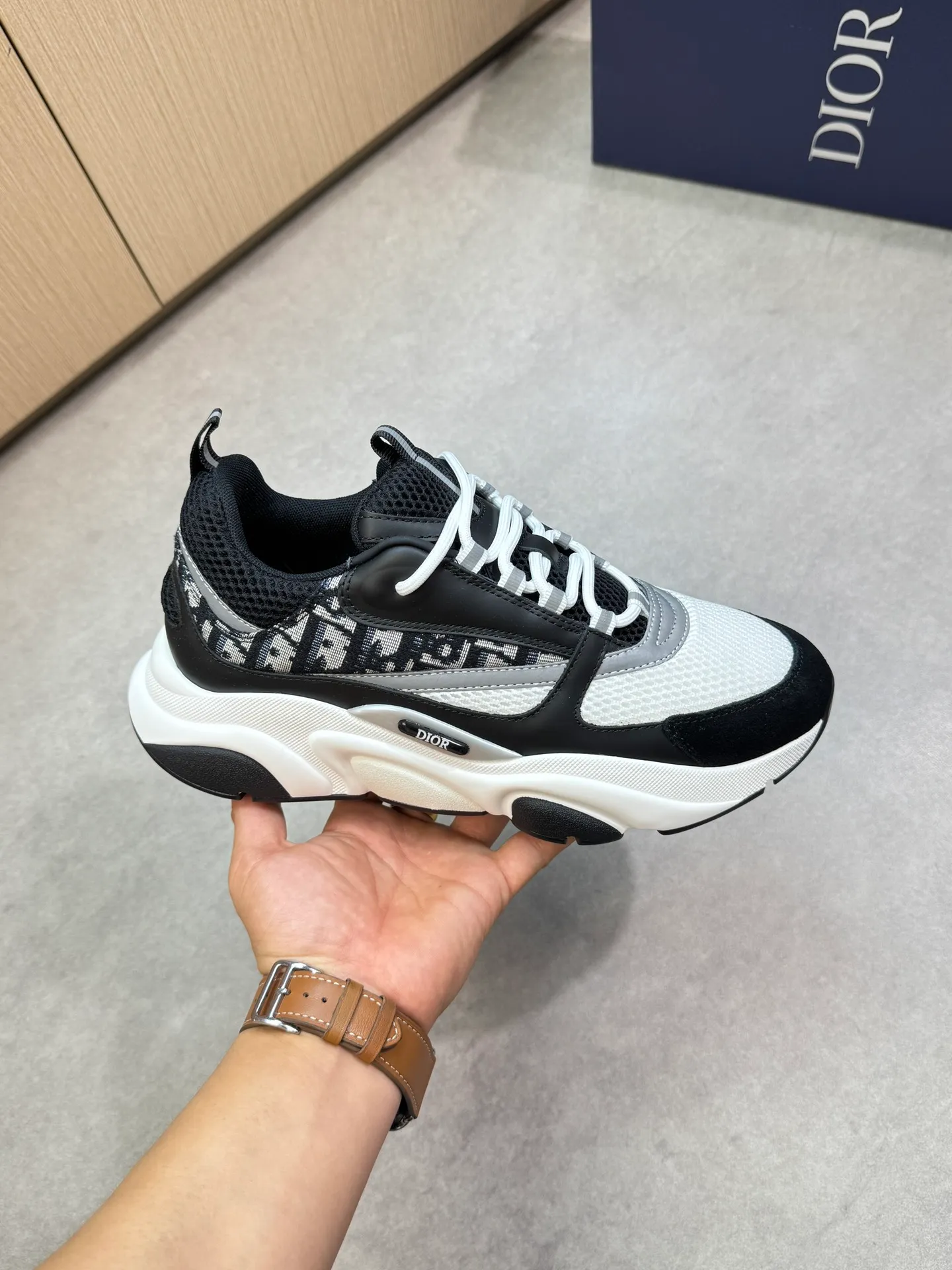Factory price: 460💰[Dior] Dior - high-end quality original order 🔍🔍🔍 casual sports shoes - upper: 🔝 stone pattern calfskin, high silk mesh canvas, brand totem cloth, tongue and heel; reflective brand webbing - lining: brand canvas - original: ultra-light T men's shoes 💰U foam rubber; two-color molded outsole -Ultra-high quality control·Fine workmanship: highlighted (high-end·nobility·grade) -Size: 39-44 (38, 45, 46, 47, can be customized)·D9285